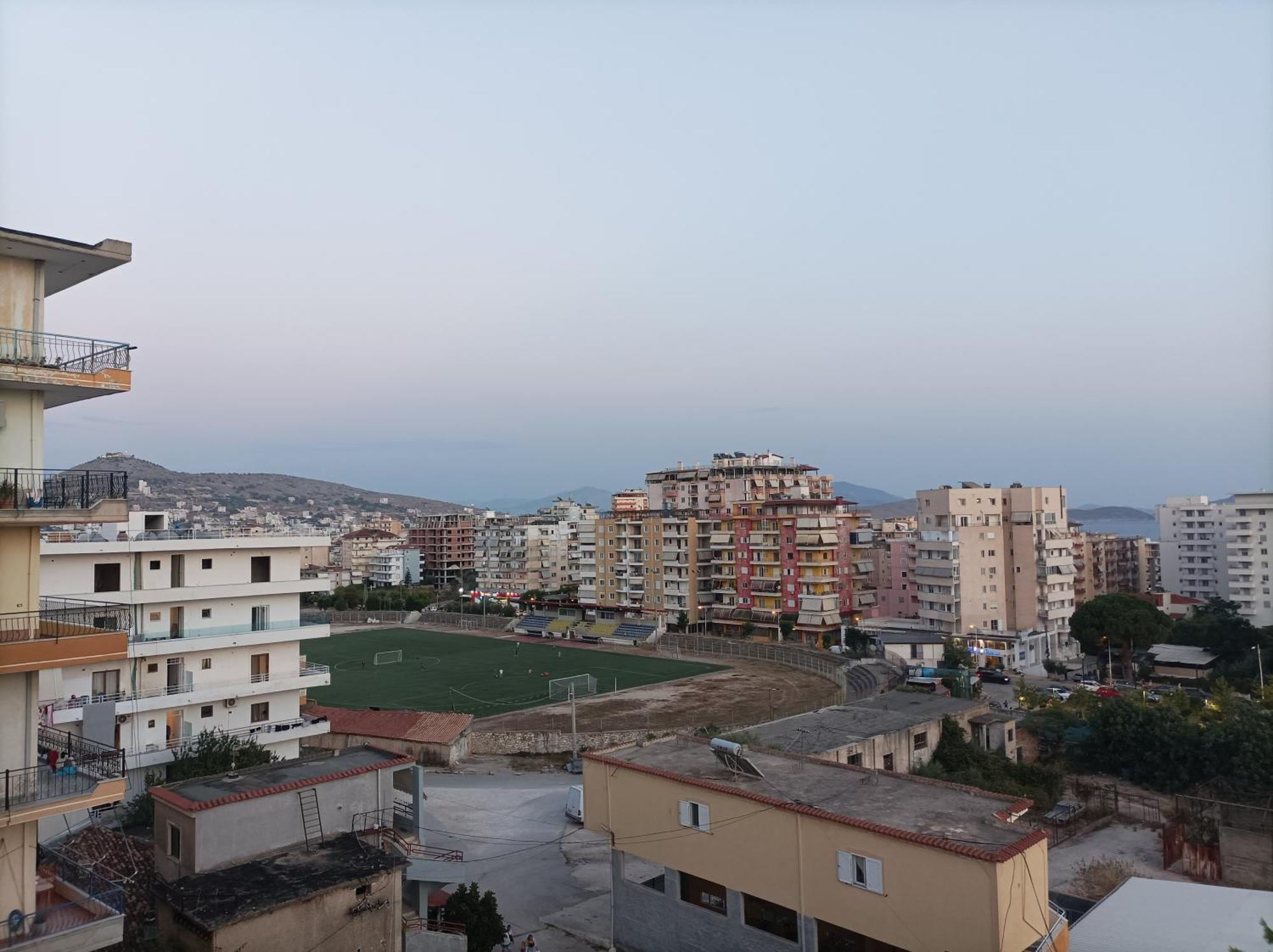 Achilles Apartments Sarandë エクステリア 写真